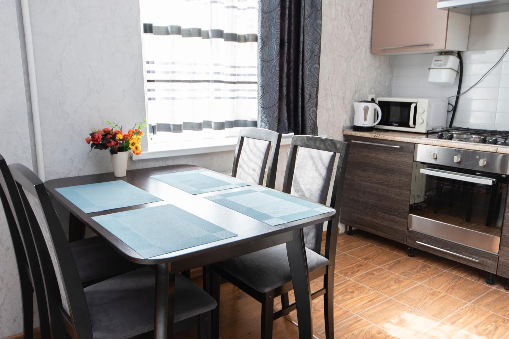 Comfortable Apartment In The Golden Square. Alma-Ata Buitenkant foto